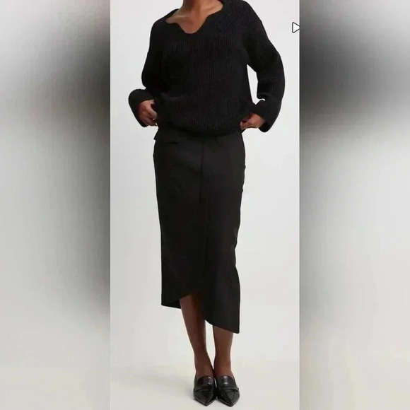 NA-KD Overlap Front Slit Midi Skirt, Black, xxsmall (US/2 EU/32) - Picture 2 of 13
